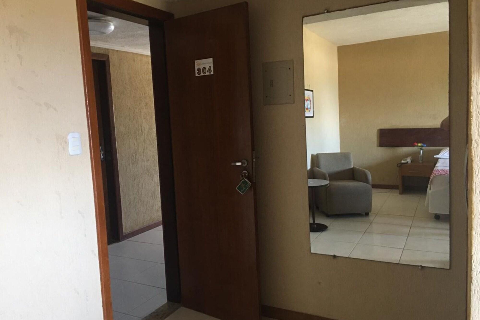 Oyo Hotel Arembepe Beach Hotel, Camacari Exterior photo