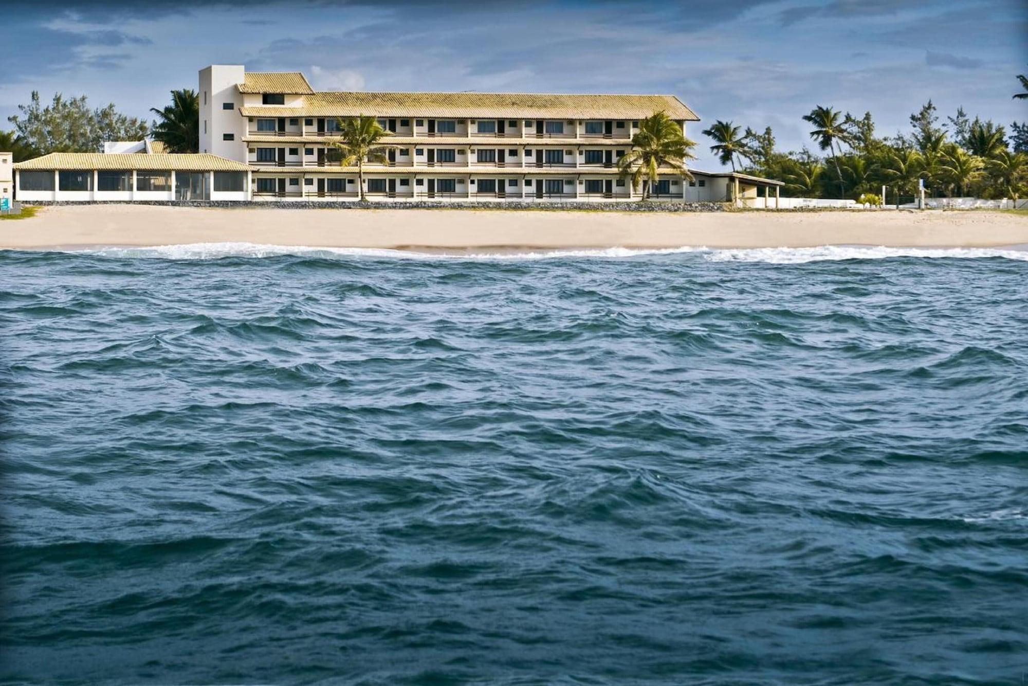 Oyo Hotel Arembepe Beach Hotel, Camacari Exterior photo